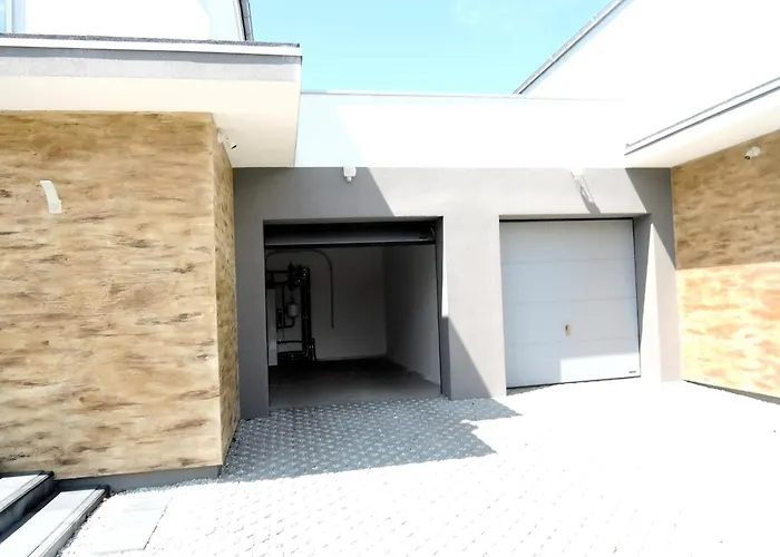 Дом отдыха Luxury For 20 People Колчево